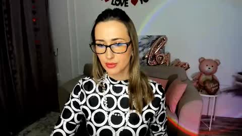 Olivia online show from February 25, 3:27 am