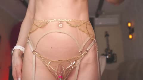 Anna online show from April 9, 2:55 am