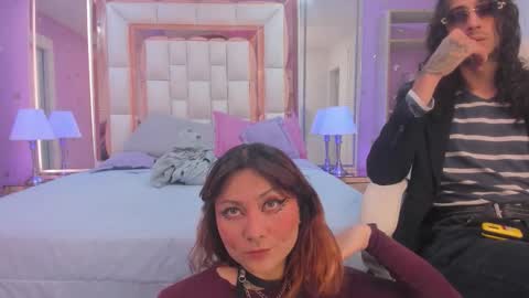 Snapshot of goldentemptation_ chatting on May 7, 7:52 pm goldentemptation_ online show from May 7, 7:52 pm