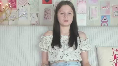 Lily online show from July 23, 2:37 pm
