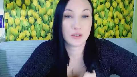 Snapshot of goldmoonn chatting on May 14, 6:04 pm goldmoonn online show from May 14, 6:04 pm