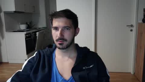 goldnic_10 online show from September 13, 6:02 am