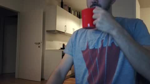 goldnic_10 online show from October 12, 5:06 am