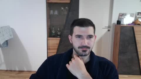 goldnic_10 online show from April 22, 4:48 am