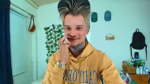 Goldy Loyal93 online show from March 8, 11:30 pm