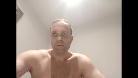 Snapshot of golemkur25 chatting on March 9, 12:36 am golemkur25 online show from March 9, 12:36 am