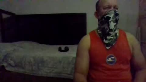 Snapshot of golons17 chatting on November 9, 3:16 am golons17 online show from November 9, 3:16 am