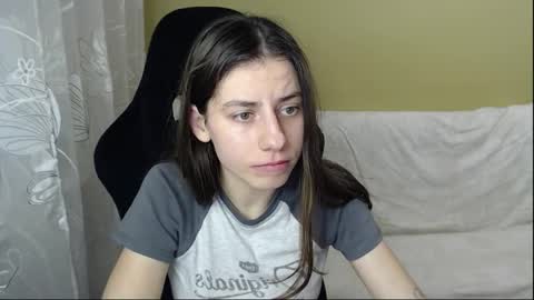 Elizabeth Effie online show from January 10, 7:04 pm