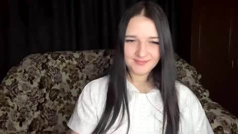 Snapshot of good_girl_24 chatting on April 6, 9:38 pm good_girl_24 online show from April 6, 9:38 pm