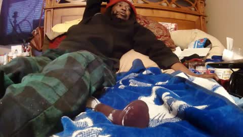 Snapshot of goodbootaye chatting on January 6, 6:10 pm Juicy Booty online show from January 6, 6:10 pm