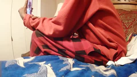 Snapshot of goodbootaye chatting on January 19, 9:34 pm Juicy Booty online show from January 19, 9:34 pm