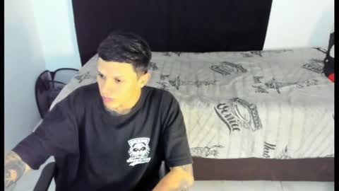 Snapshot of goodboy69i chatting on January 23, 8:45 pm goodboy69i online show from January 23, 8:45 pm