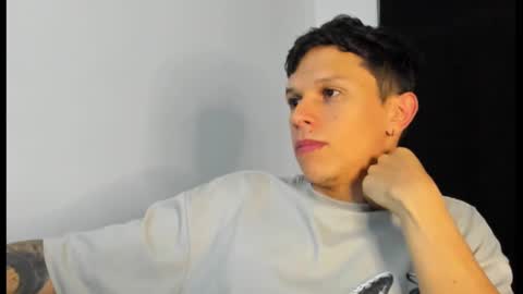 Snapshot of goodboy69i chatting on January 24, 10:51 pm goodboy69i online show from January 24, 10:51 pm