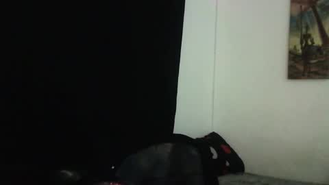 Snapshot of goodboy69i chatting on February 18, 12:04 am goodboy69i online show from February 18, 12:04 am