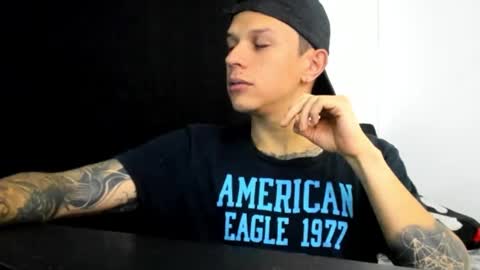 Snapshot of goodboy69i chatting on February 27, 12:23 pm goodboy69i online show from February 27, 12:23 pm