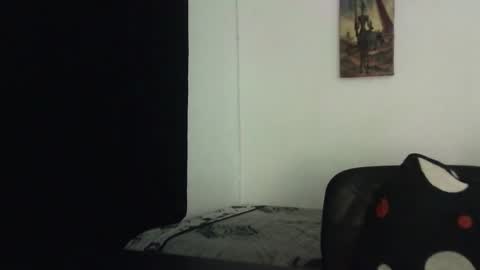 Snapshot of goodboy69i chatting on March 6, 9:42 pm goodboy69i online show from March 6, 9:42 pm