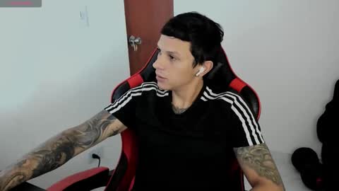 Snapshot of goodboy69i chatting on September 11, 12:16 pm goodboy69i online show from September 11, 12:16 pm