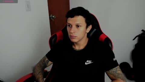 Snapshot of goodboy69i chatting on September 18, 11:56 am goodboy69i online show from September 18, 11:56 am