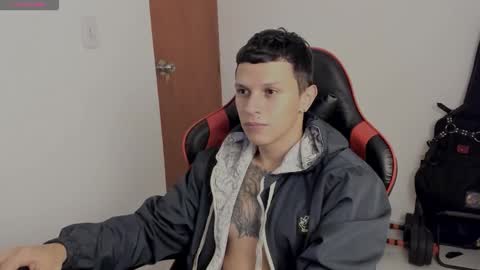 Snapshot of goodboy69i chatting on November 3, 11:59 pm goodboy69i online show from November 3, 11:59 pm