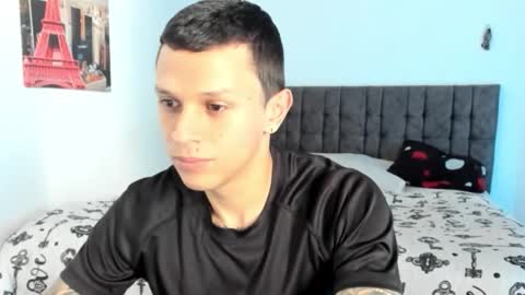 Snapshot of goodboy69i chatting on February 6, 2:20 pm goodboy69i online show from February 6, 2:20 pm