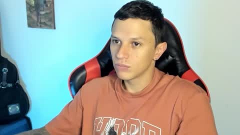 Snapshot of goodboy69i chatting on February 9, 12:47 am goodboy69i online show from February 9, 12:47 am