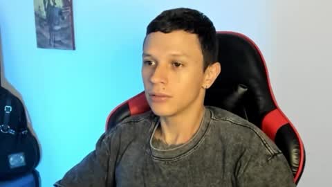 Snapshot of goodboy69i chatting on February 21, 1:34 pm goodboy69i online show from February 21, 1:34 pm