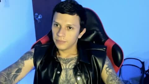 Snapshot of goodboy69i chatting on April 6, 1:14 am goodboy69i online show from April 6, 1:14 am