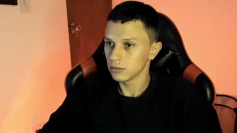 Snapshot of goodboy69i chatting on April 16, 6:19 pm goodboy69i online show from April 16, 6:19 pm