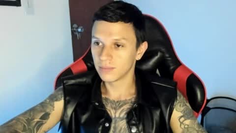 Snapshot of goodboy69i chatting on May 20, 1:56 am goodboy69i online show from May 20, 1:56 am