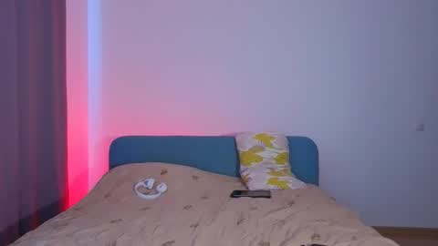 goodlool online show from March 24, 11:37 am