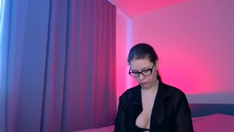 goodlool online show from April 8, 11:43 am