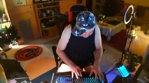 google5001 online show from March 2, 3:52 am