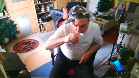 google5001 online show from April 9, 11:15 am