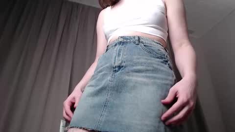 Yulia 24  online show from February 17, 7:09 pm