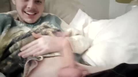 Snapshot of gorgemaster chatting on December 9, 5:07 am gorgemaster online show from December 9, 5:07 am