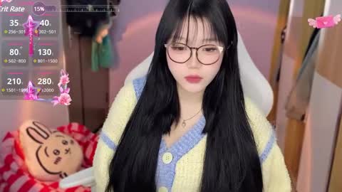 Snapshot of gorgeous_girl33 chatting on December 12, 8:21 pm gorgeous girl33 online show from December 12, 8:21 pm