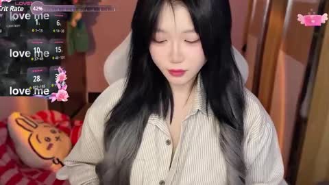 Snapshot of gorgeous_girl33 chatting on December 20, 3:42 pm gorgeous girl33 online show from December 20, 3:42 pm