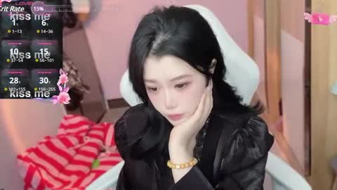 Snapshot of gorgeous_girl33 chatting on March 8, 5:49 am gorgeous girl33 online show from March 8, 5:49 am