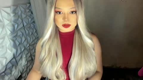 Snapshot of gorgeousamandarose chatting on July 1, 4:14 am Amanda rose online show from July 1, 4:14 am