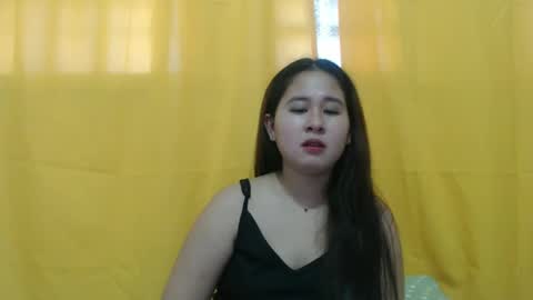 Snapshot of gorgeousasianmyra chatting on February 14, 2:39 am gorgeousasianmyra online show from February 14, 2:39 am