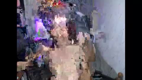 Snapshot of gorgeousbombshellx chatting on April 28, 4:50 am mikay online show from April 28, 4:50 am