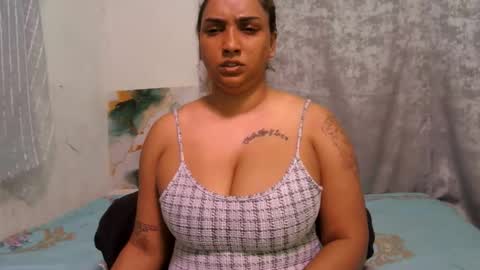 Snapshot of gorgeouslips10 chatting on May 23, 4:22 pm gorgeouslips10 online show from May 23, 4:22 pm