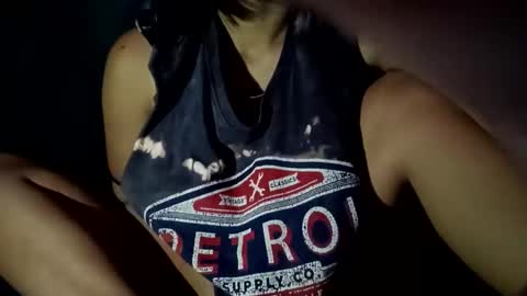 GorgeousPinay babe online show from October 25, 10:37 pm