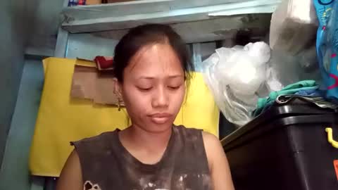 GorgeousPinay babe online show from April 1, 2:34 am