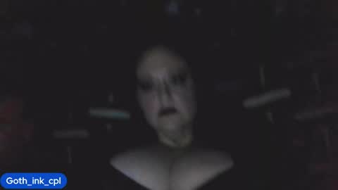 Snapshot of goth_ink_cpl chatting on June 6, 9:14 am goth_ink_cpl online show from June 6, 9:14 am
