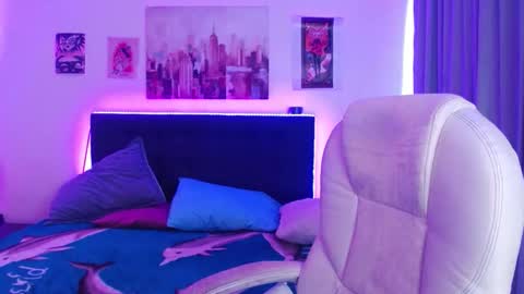 goth_minerva online show from December 16, 1:38 pm