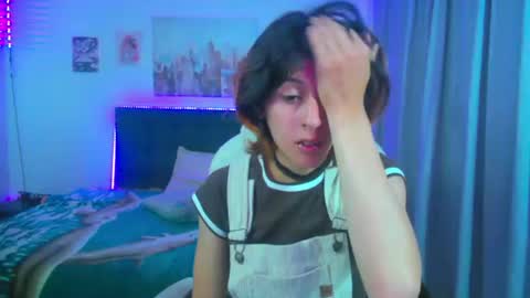 Snapshot of goth_minerva chatting on June 19, 1:37 pm goth_minerva online show from June 19, 1:37 pm