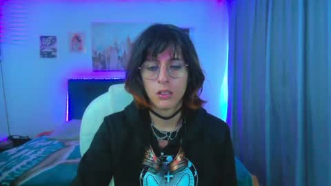 Snapshot of goth_minerva chatting on July 6, 1:30 pm goth_minerva online show from July 6, 1:30 pm
