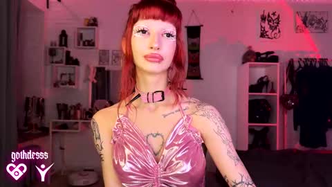    online show from October 12, 12:53 am