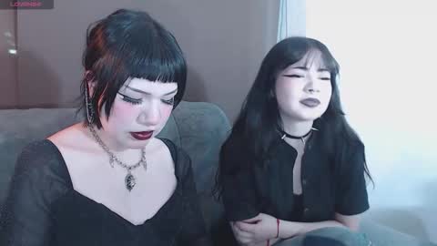 Snapshot of gothel_4 chatting on September 25, 7:39 pm gothel_4 online show from September 25, 7:39 pm